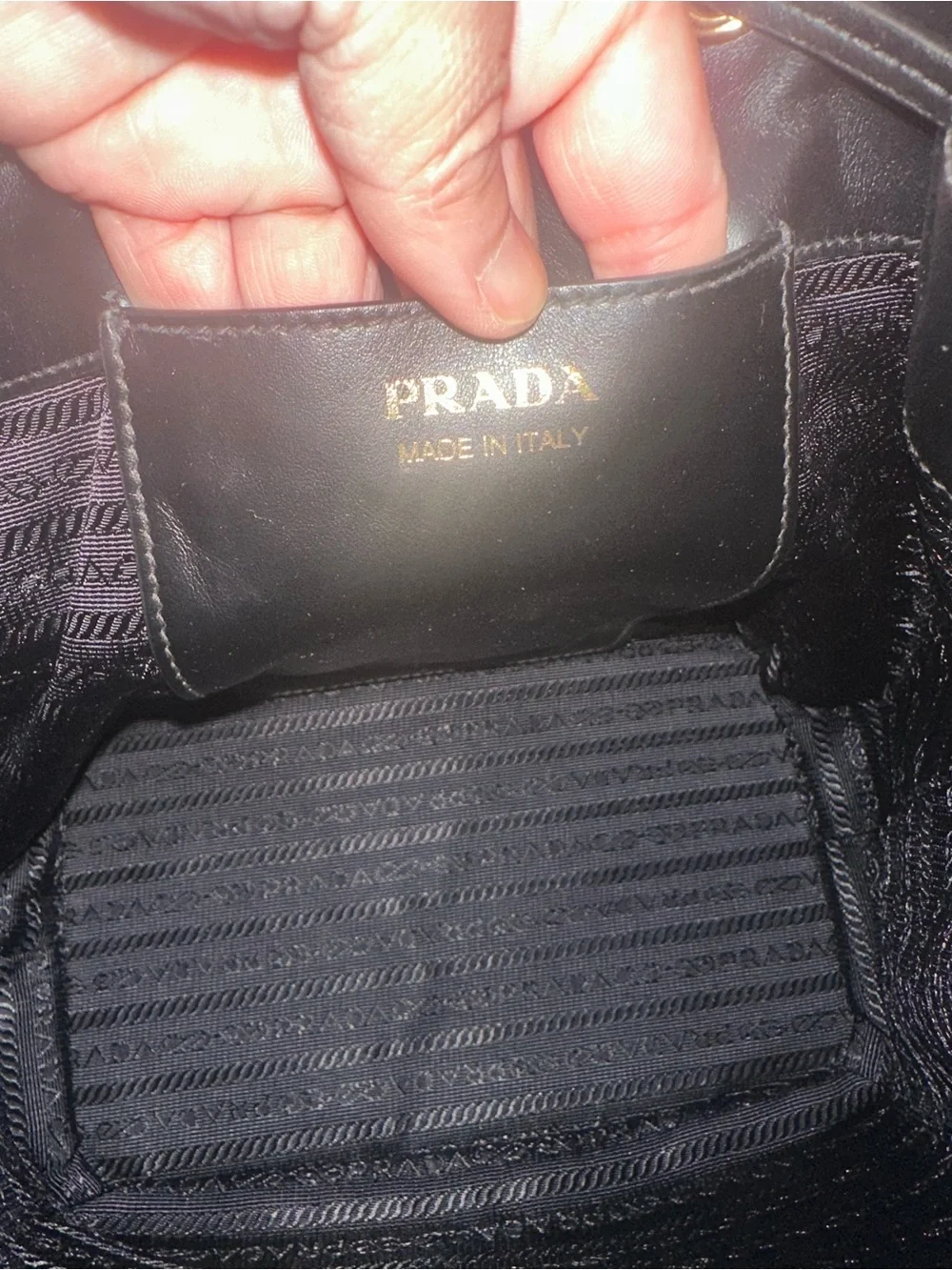 PRADA❤️🌟BLACK SAFFIANO LEATHERL BUCKET BAG WITH GOLD HARDWARE ⭐️ - Picture 13 of 15